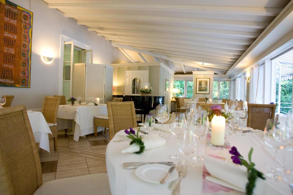 Hotel Restaurant Villa Fayence Wallerfangen Eksteriør billede